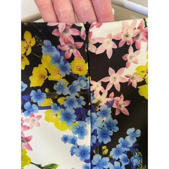 Elliatt NWT Botanic Shift Dress Sold Out On Revolve Mini Dress Florals Medium - Picture 9 of 15